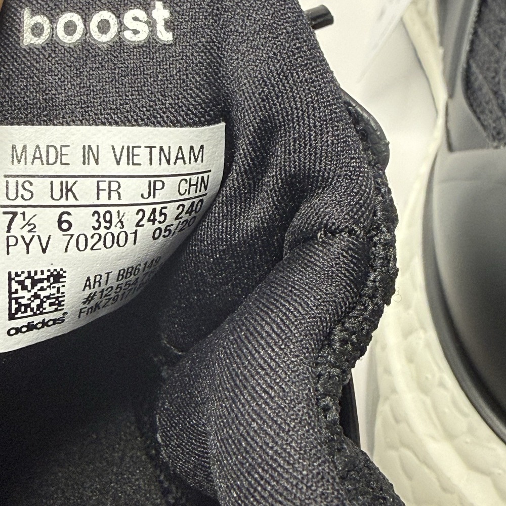 Adidas UltraBOOST W BB6149 Black White Running Shoes Womens 7.5 New Box - Picture 7 of 9